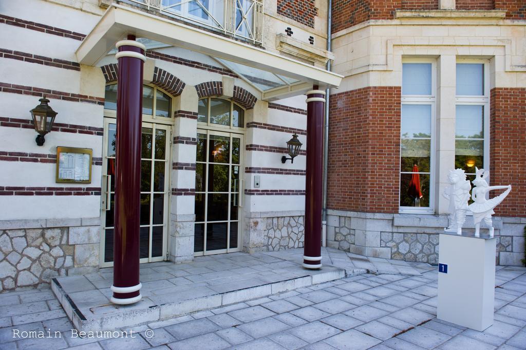Le Domaine Des Roches, Hotel & Spa Briare Exterior photo